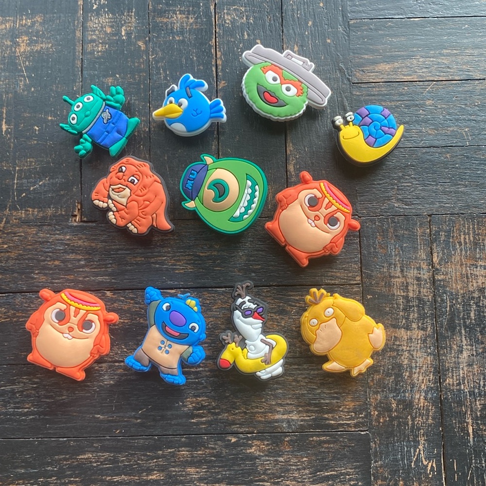 Miscellaneous characters from popular movies  gibbetts jibbetts for Crocs